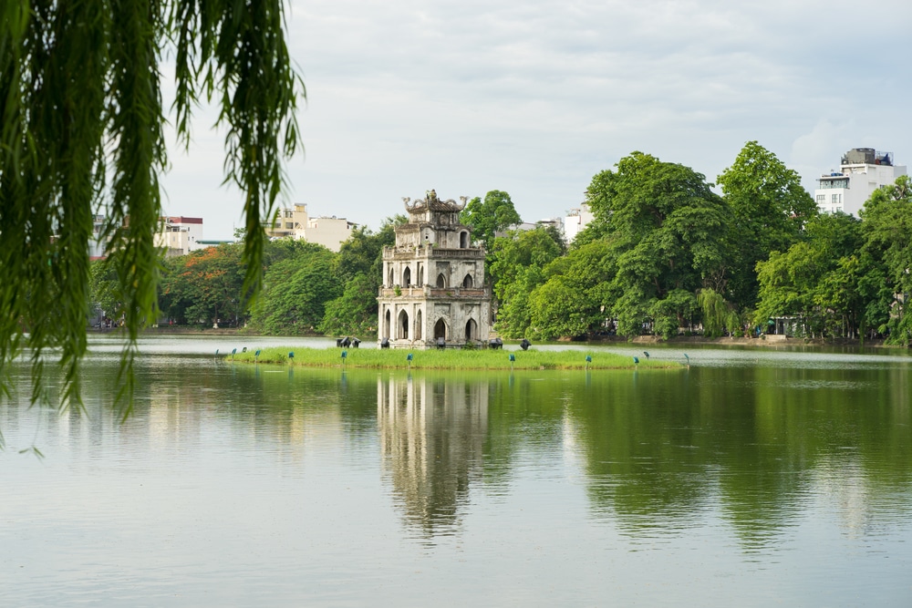 THUỞ TRỜI ĐẤT NHUỘM MÀU XANH TÍNH ÁI